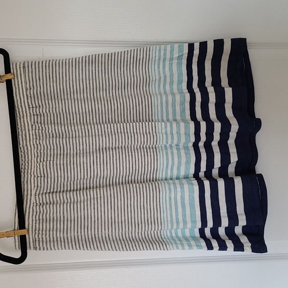 Grey, blue and cream skirt - Picture 2 of 3